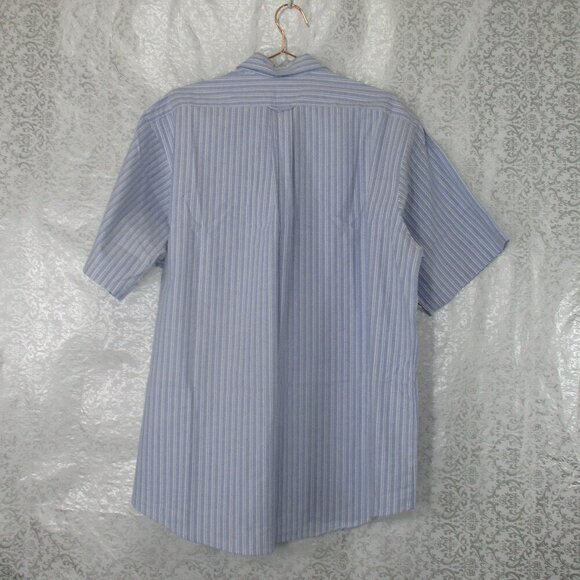 IZOD Button Down Shirt Size XL - Picture 4 of 6